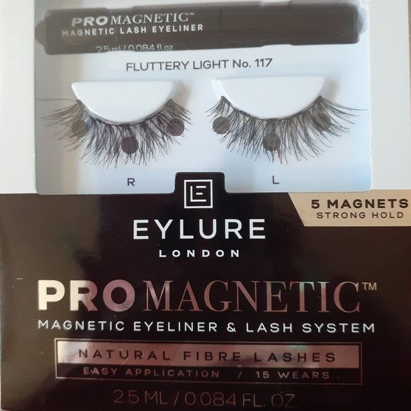 Brand New EYLURE PRO-Magnetic Lashes & Liner Kit - Picture 1 of 1